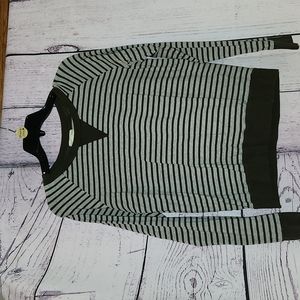 Zenana Outfitters long sleeve stripped top size Medium